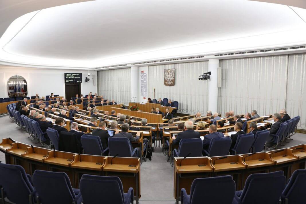 senat 4