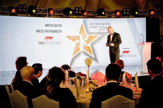 Outsourcing_Stars