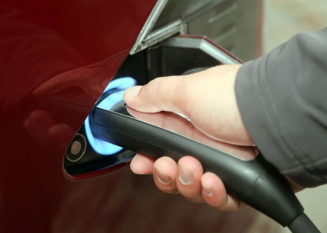 Tesla S