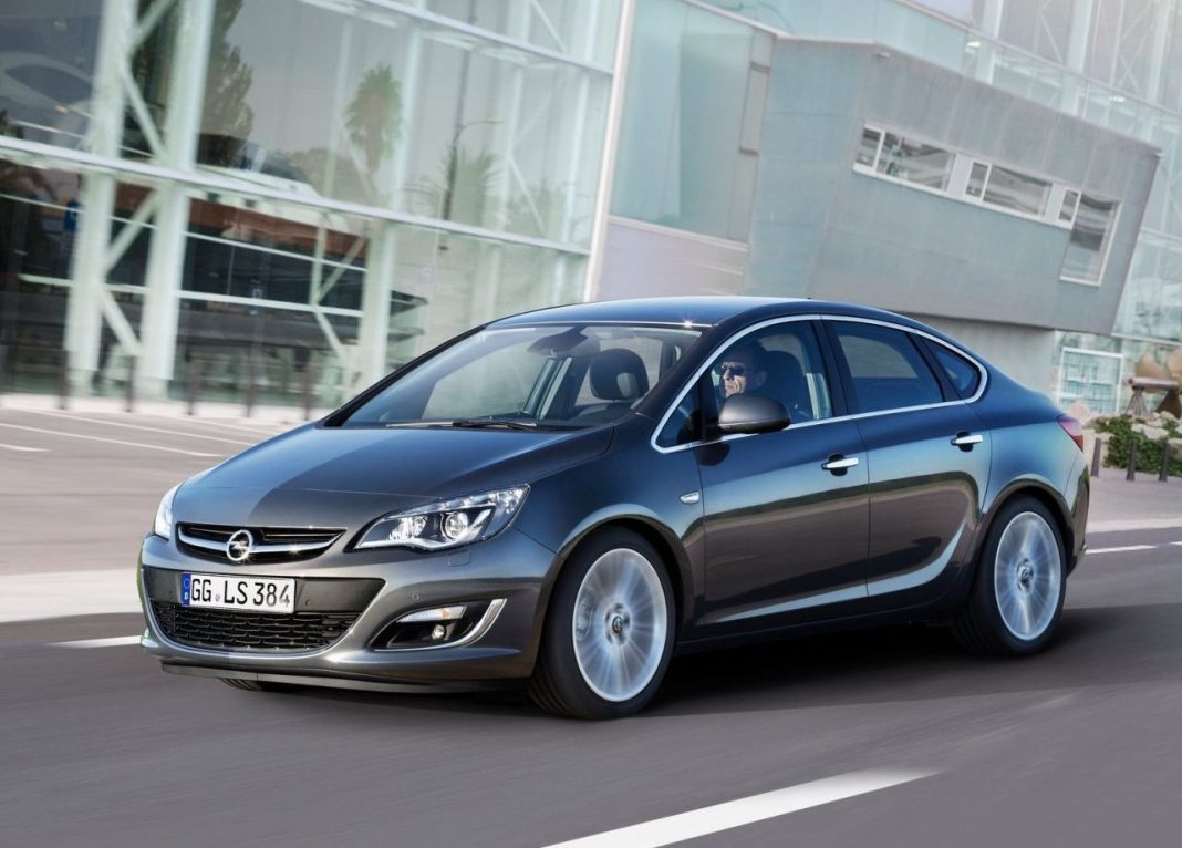 opel astra