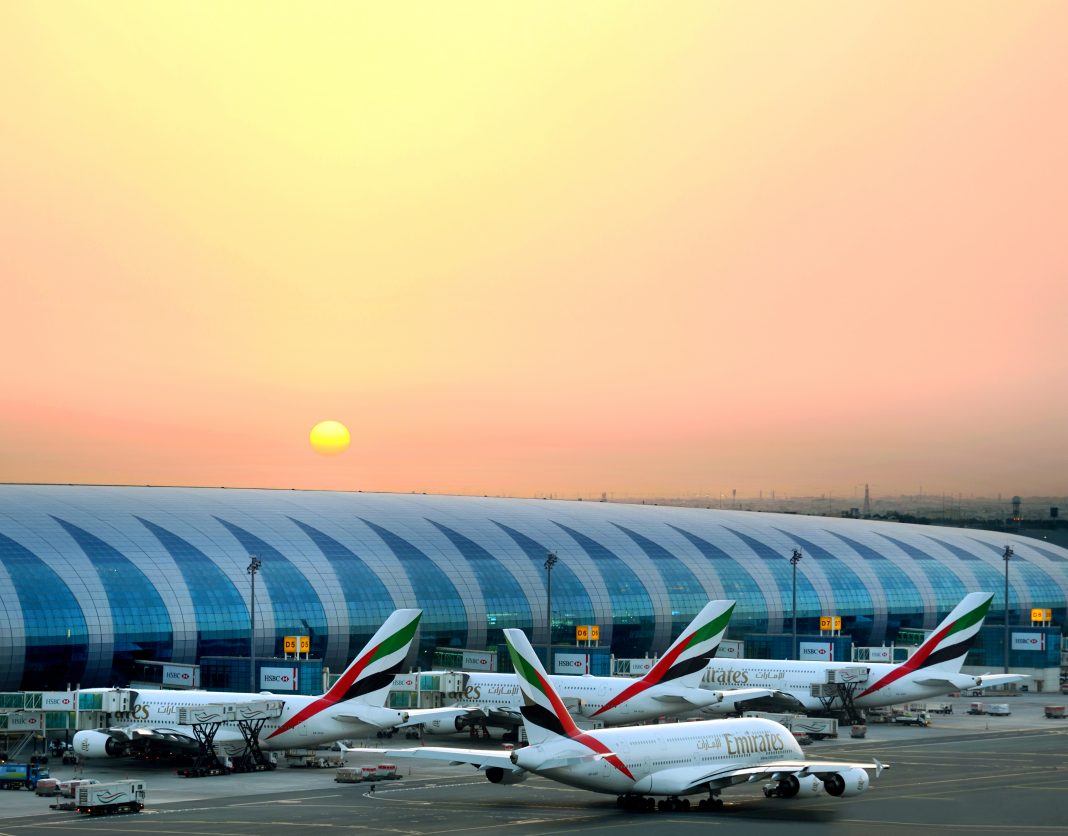 Linie Emirates - samoloty, lotnisko