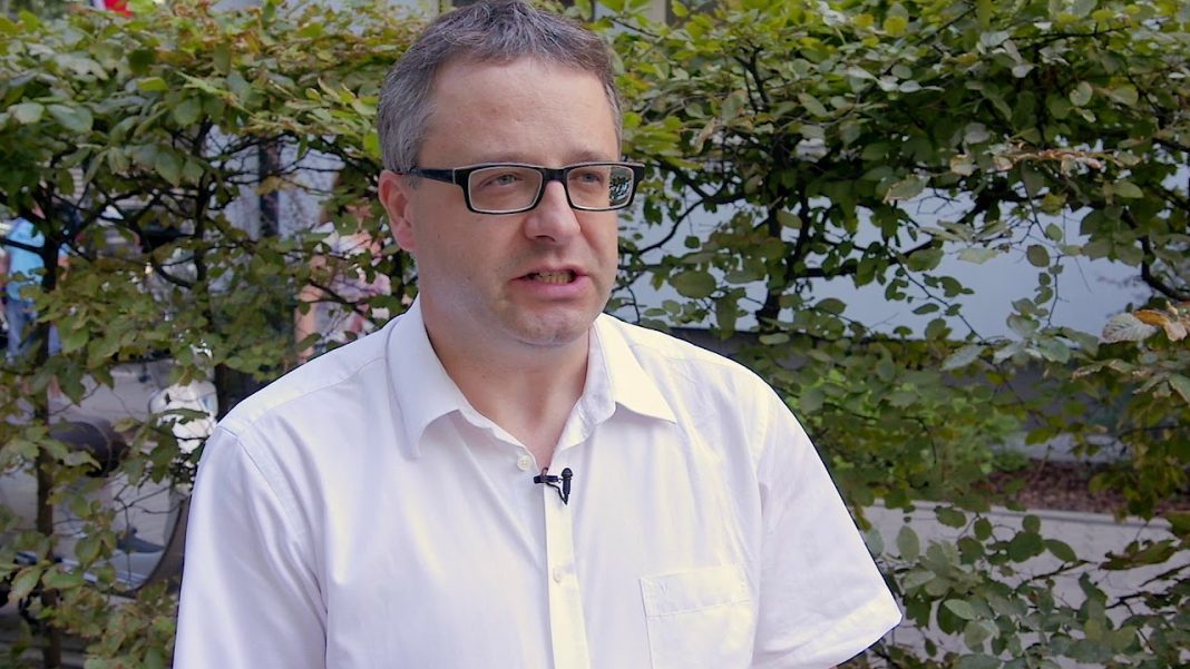 Piotr Rybicki z portalu nadzorkoroporacyjny.pl