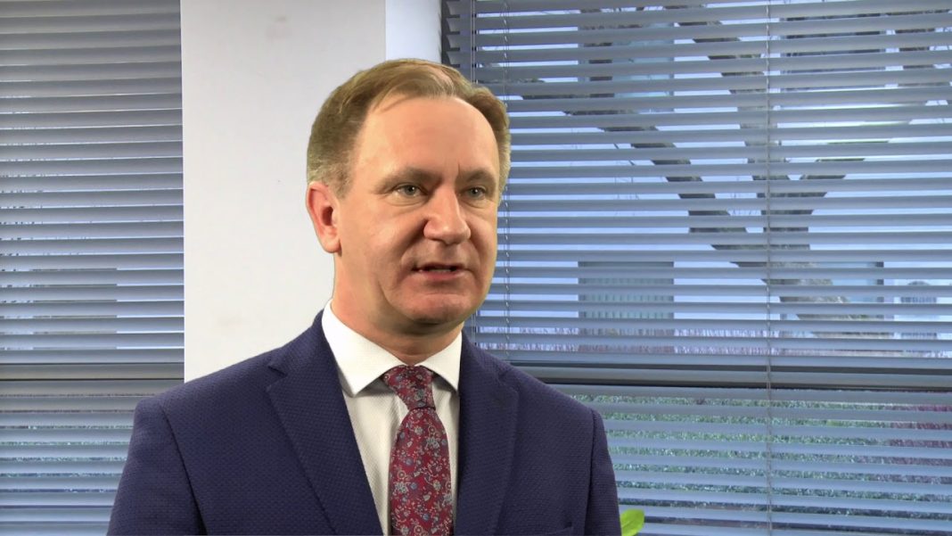 dr Sebastian Łukaszewski z Mojebankowanie.pl