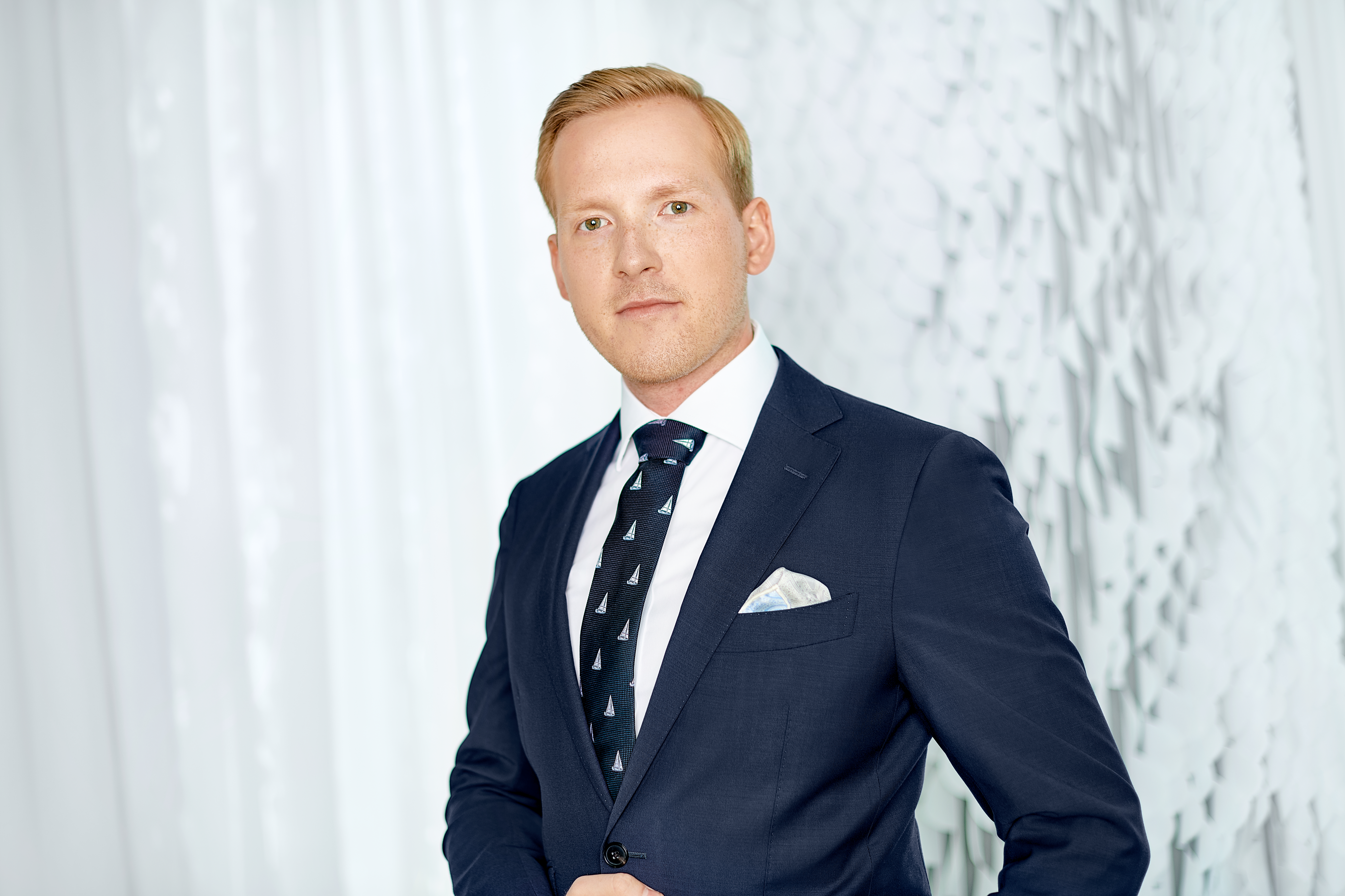 Maciej Kotowski, Konsultant w Dziale Badań Rynku i Doradztwa, JLL