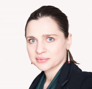 adw. dr Anna Malicka-Ochtera, prawnik ze Szkoły Prawa Uniwersytetu SWPS we Wrocławiu, wspólnik w Spółce Adwokatów Malicki i Wspólnicy sp.j.