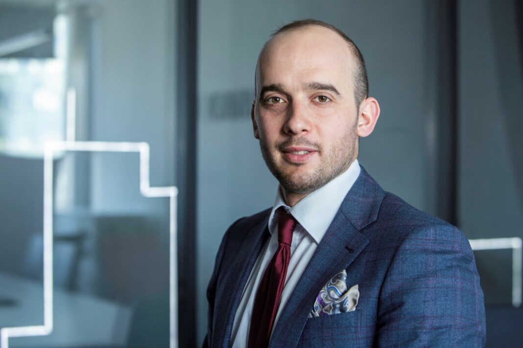 Piotr Roszkowski, Starszy Konsultant w Dziale Industrial AXI IMMO