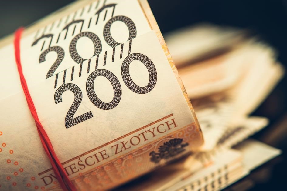 pienidze podatki