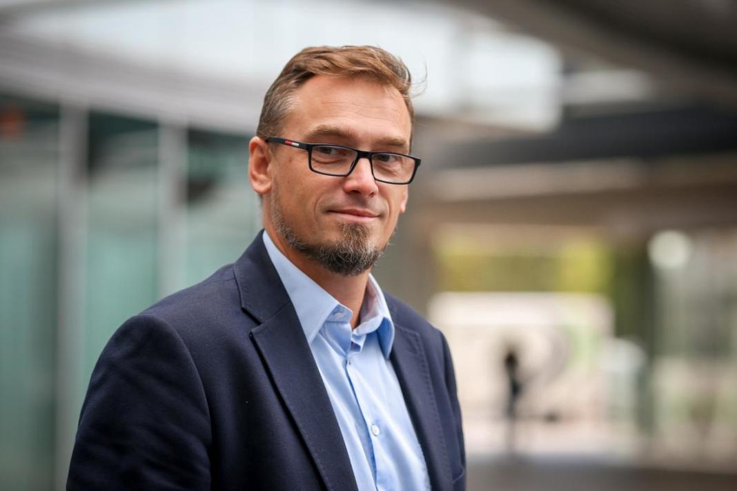 Robert Sepeta Business Development Manager Kingston Technology