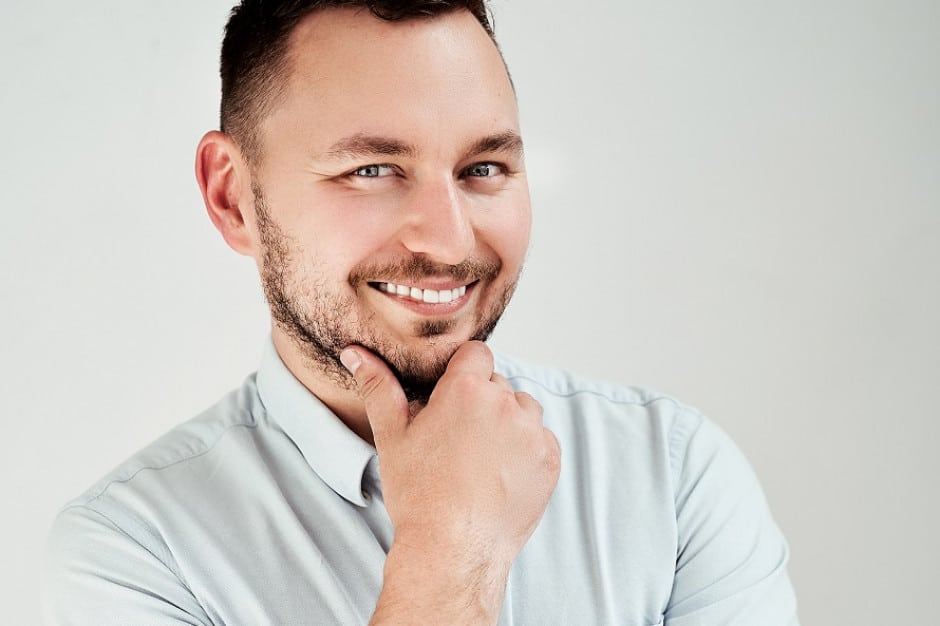 Marcin Michalski, ekspert strategii digital marketingowych i reklamy online, a także publicysta oraz autor bloga Marketing Hacker
