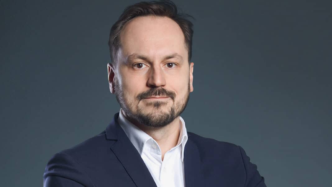 Tomasz Cichowicz BinarApps