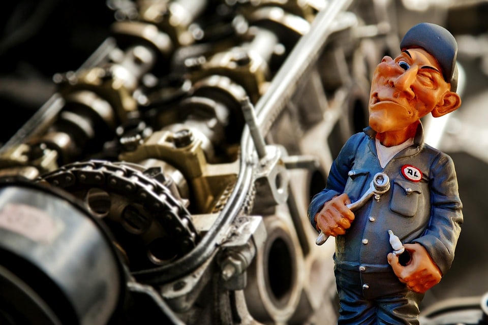 warsztat samochodowy mechanik