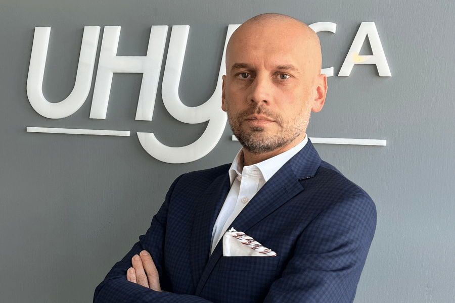 Michał Zwyrtek, UHY ECA
