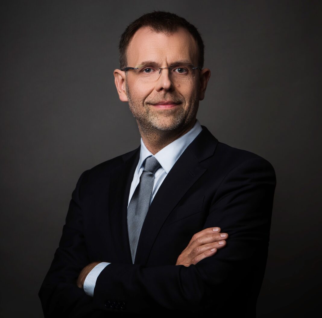 Sebastian Wiśniewski, Założyciel i Zarządzający Fortis Group