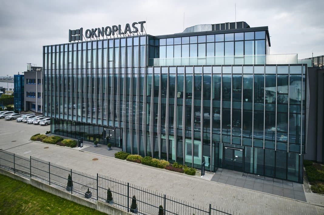 OKNOPLAST