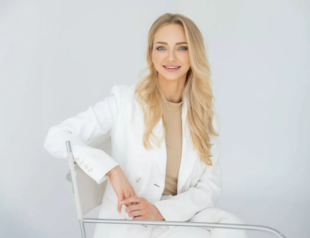 Natalia Mika, starszy negocjator w dziale najmu powierzchni przemysłowych i magazynowych w Knight Frank