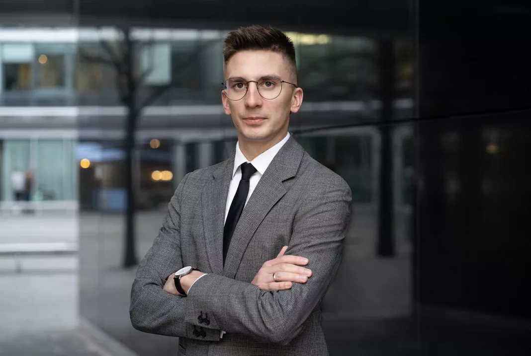 Antoni Szwech, starszy analityk w Colliers
