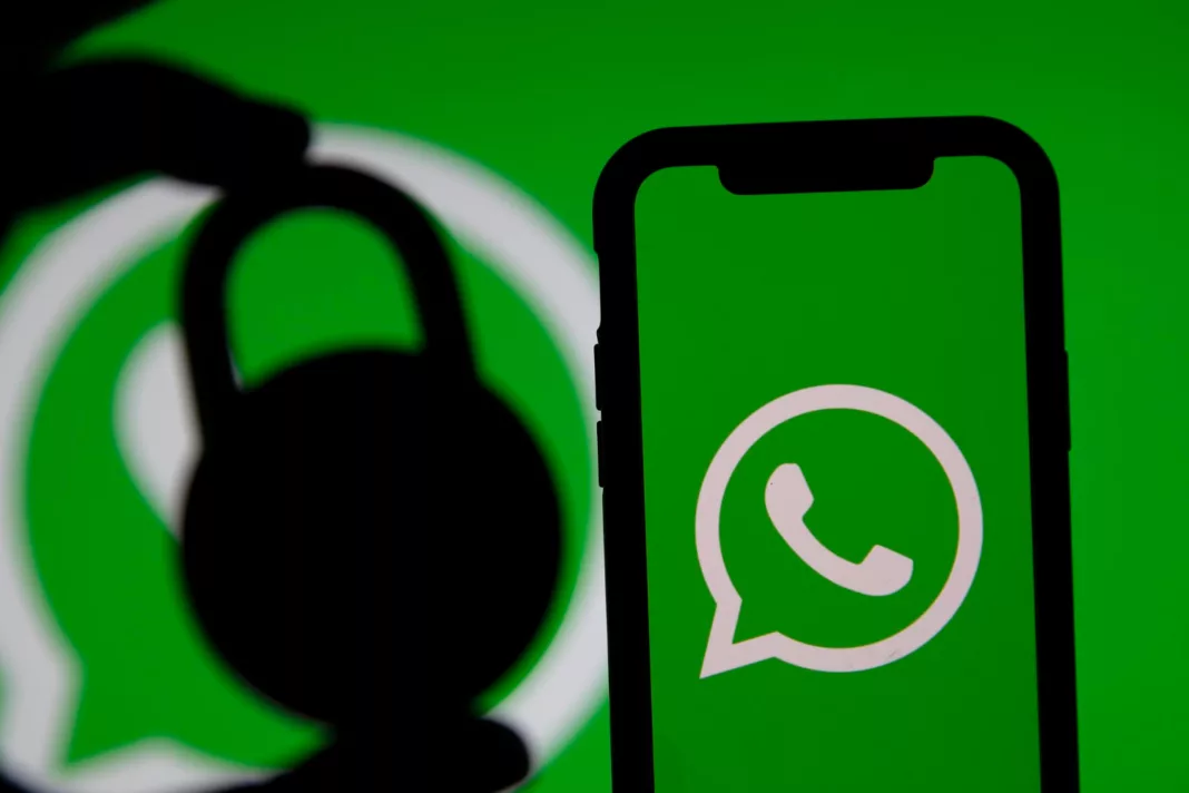 WhatsApp zamiast firmowego systemu.