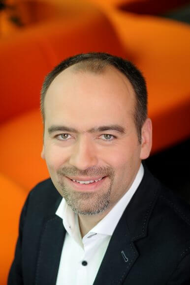 Leszek Hołda IS